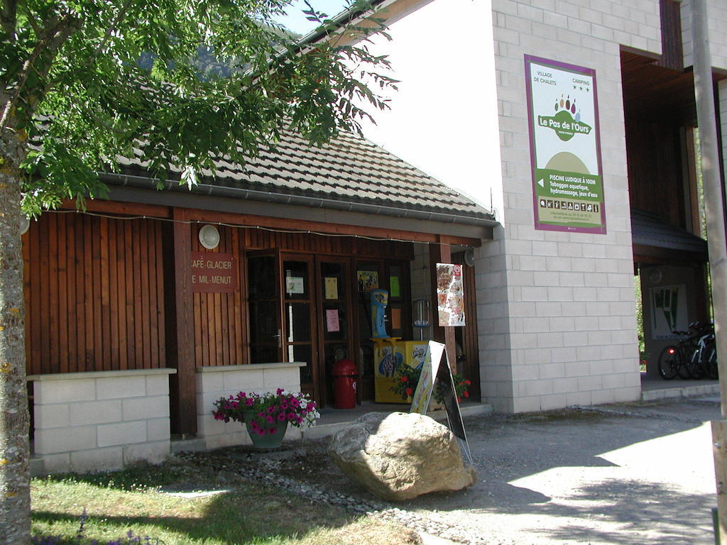 Hotel Le Pas De L'Ours Aston Zewnętrze zdjęcie